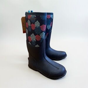 NEW Bogs Pom Pom Blue and Pink Waterproof Boots Sz 8